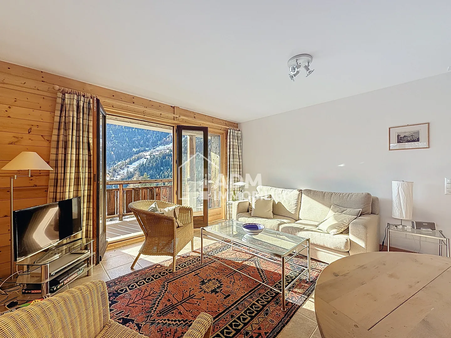 Ovronnaz 3.5-room apartment with charm facing the thermal baths - Photo 2 of 12