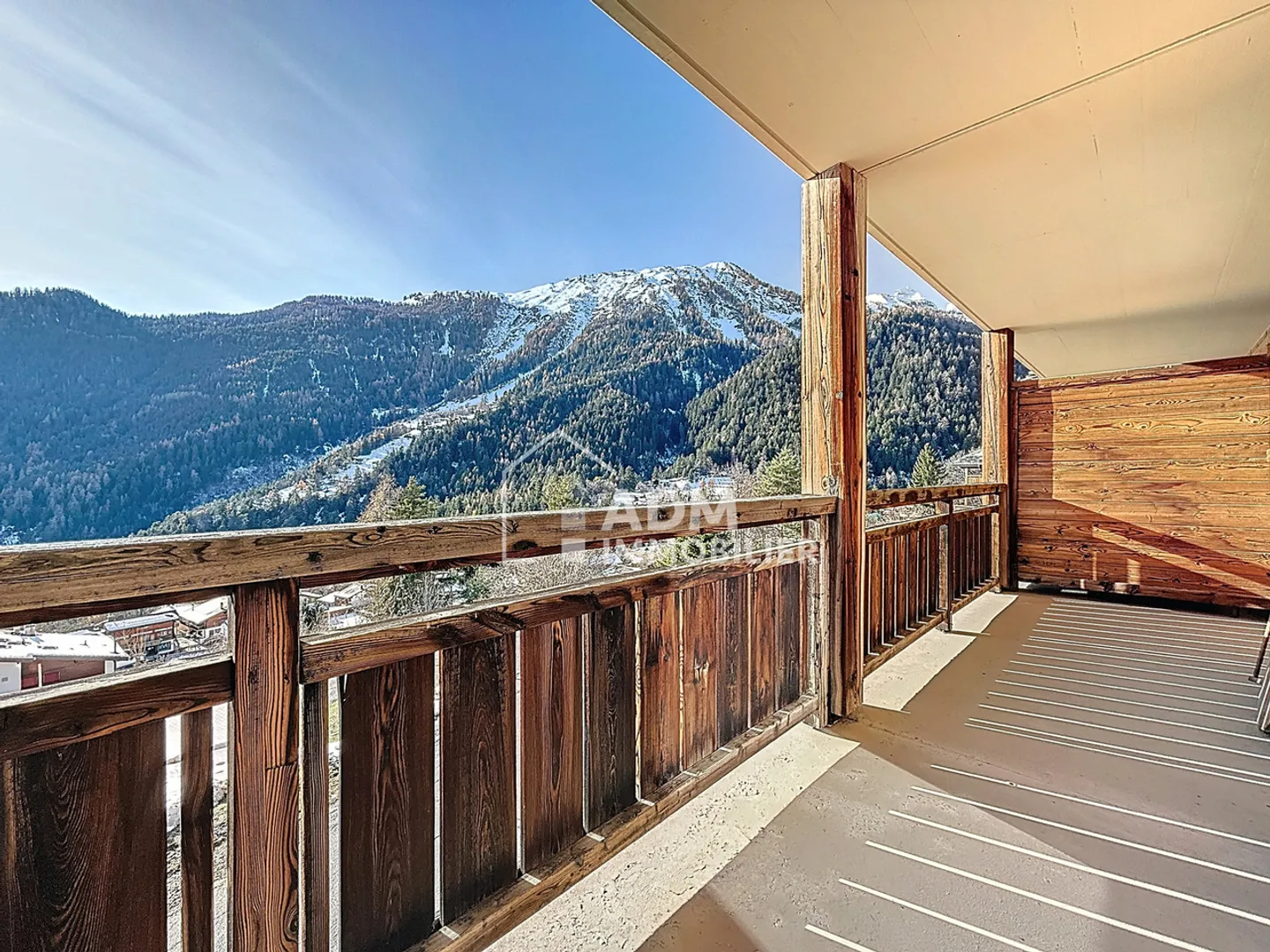 Ovronnaz 3.5-room apartment with charm facing the thermal baths - Photo 9 of 12