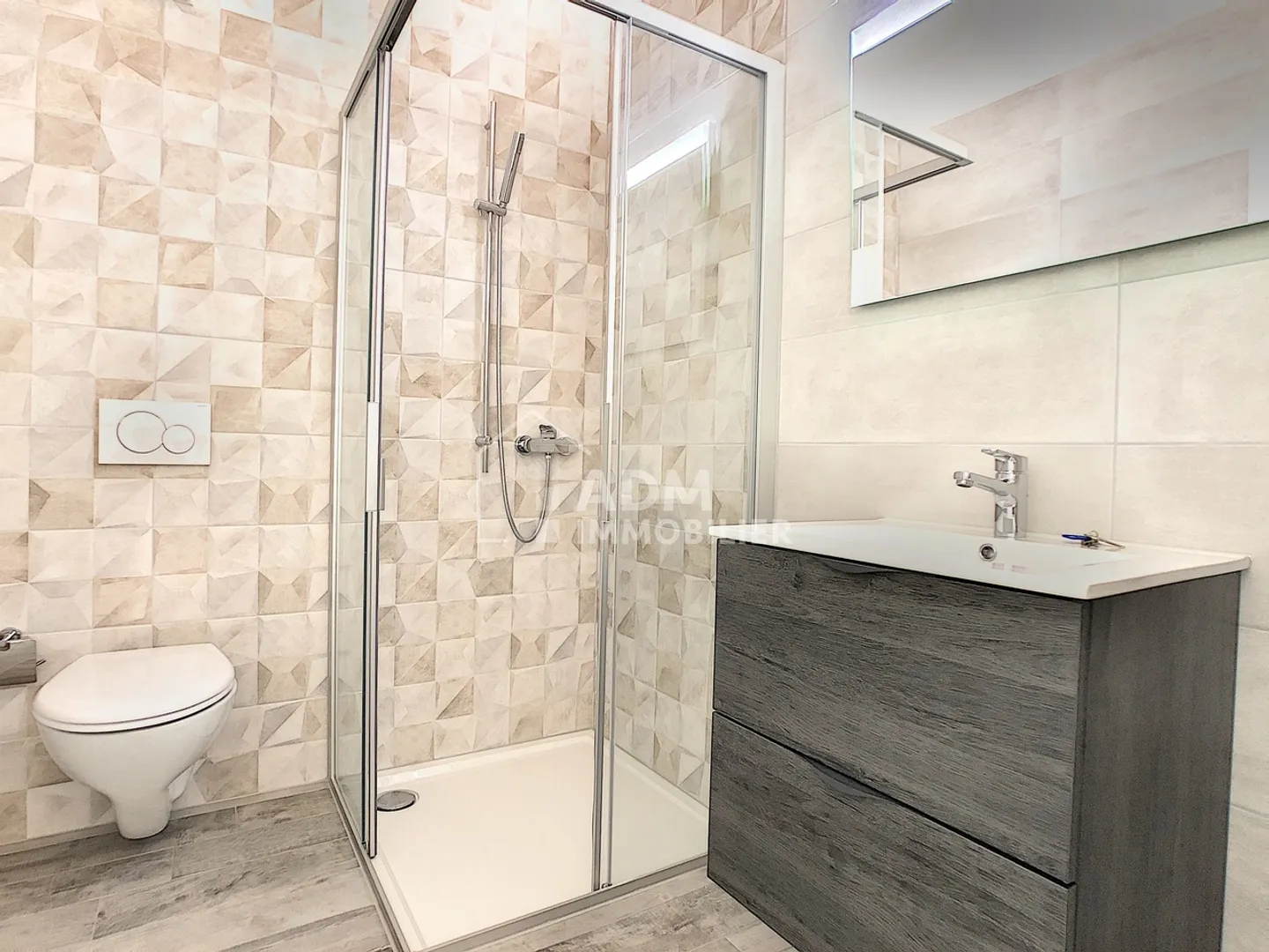 Modern Studio in Village Center - Photo 3 of 6