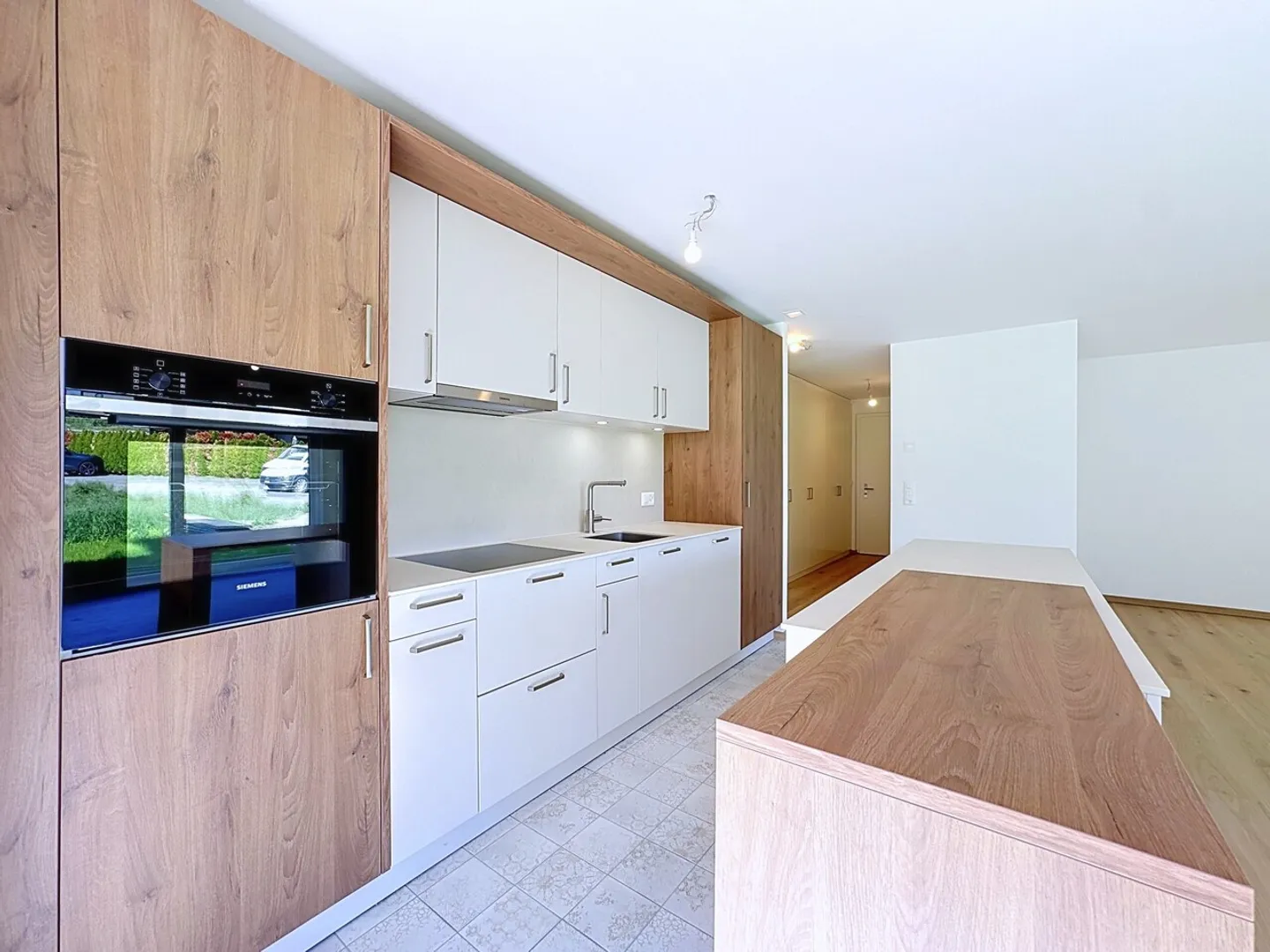 Leytron, Superb 4.5 room new apartment with large private garden - Photo 3 of 13