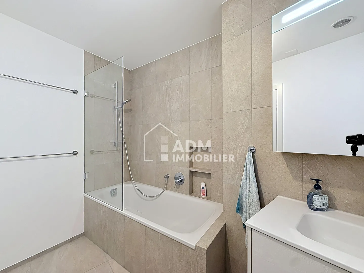 Saillon, 4.5 room apartment with private garden of 243 m2 - Photo 10 of 13