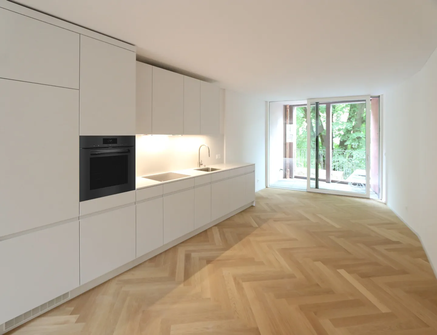 Historische Wohnung mit Balkon - Foto 1 von 6