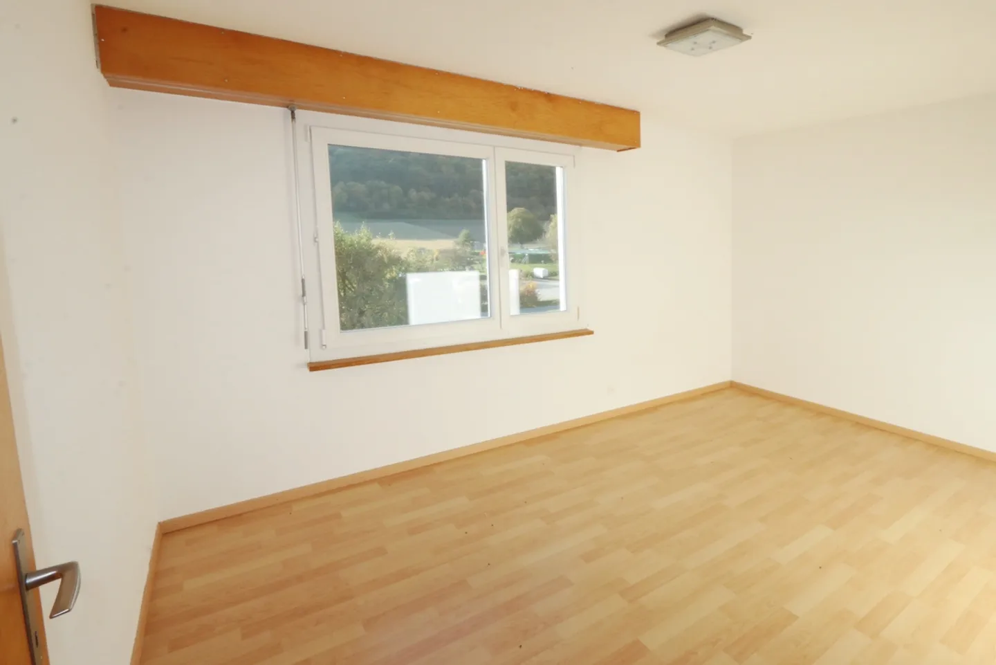 Garden seating apartment with surrounding area in a rural location - Photo 4 of 6