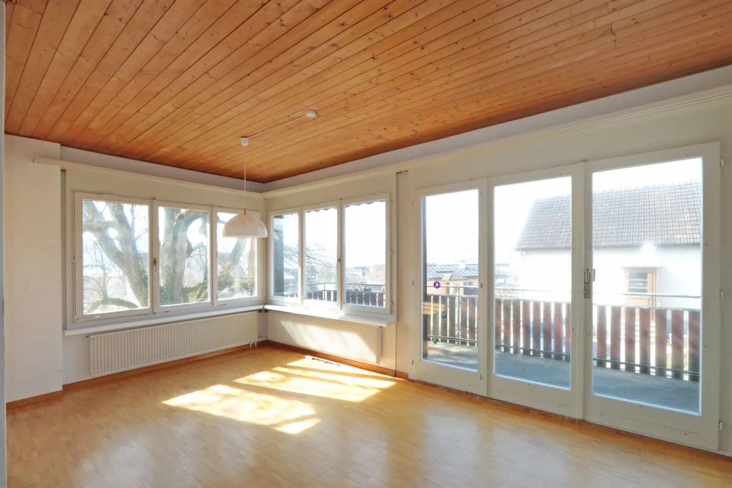 Terrain de développement dans un quartier résidentiel attrayant - Photo 8 sur 13