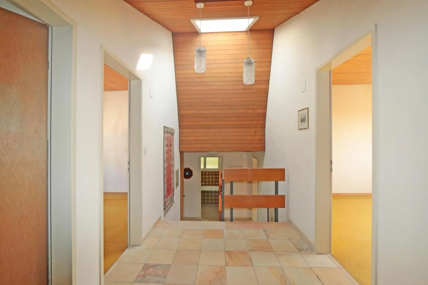 Geräumiges Familienhaus mit Aussicht - Foto 11 von 13