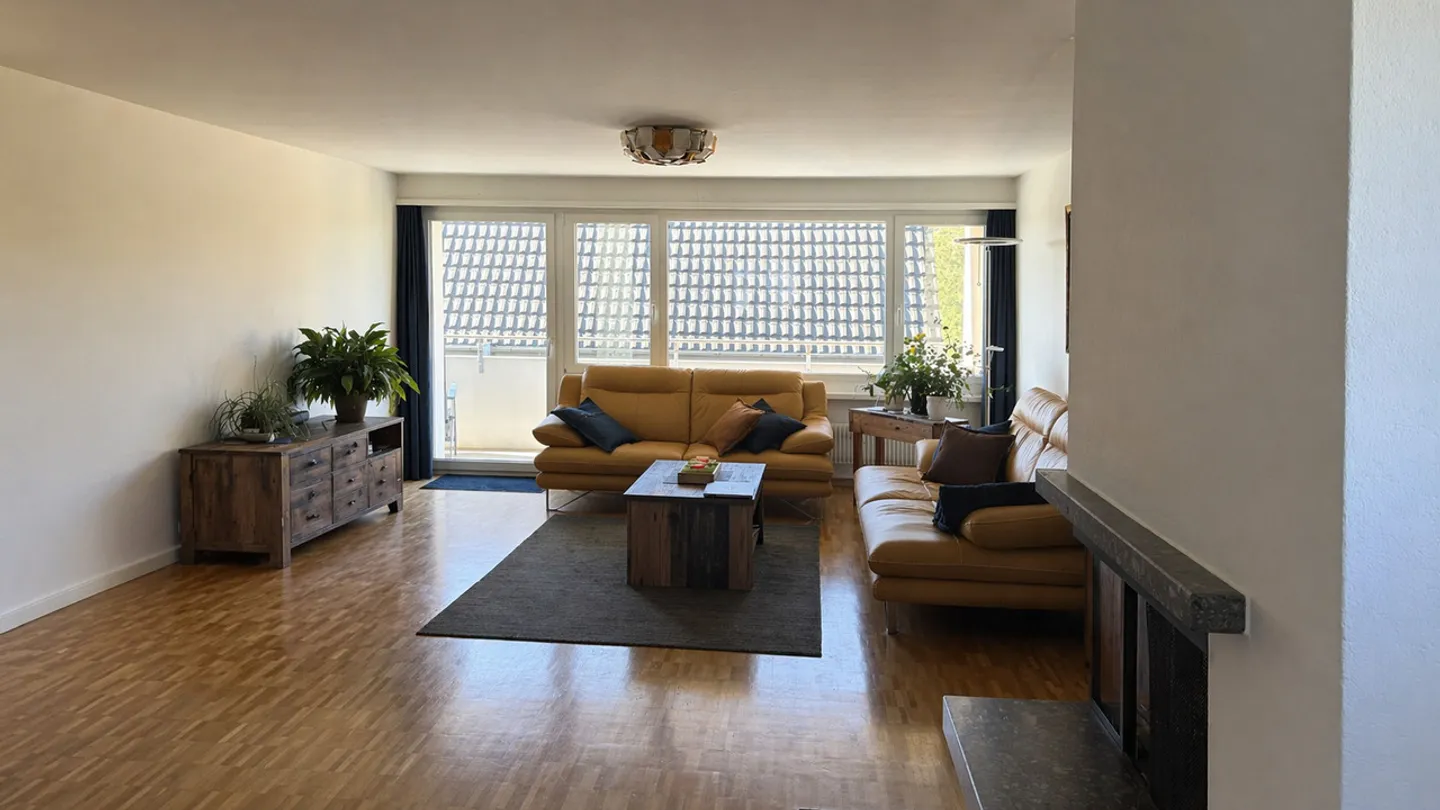 Living on the Front Width with a View of the Mountains - Photo 2 of 5