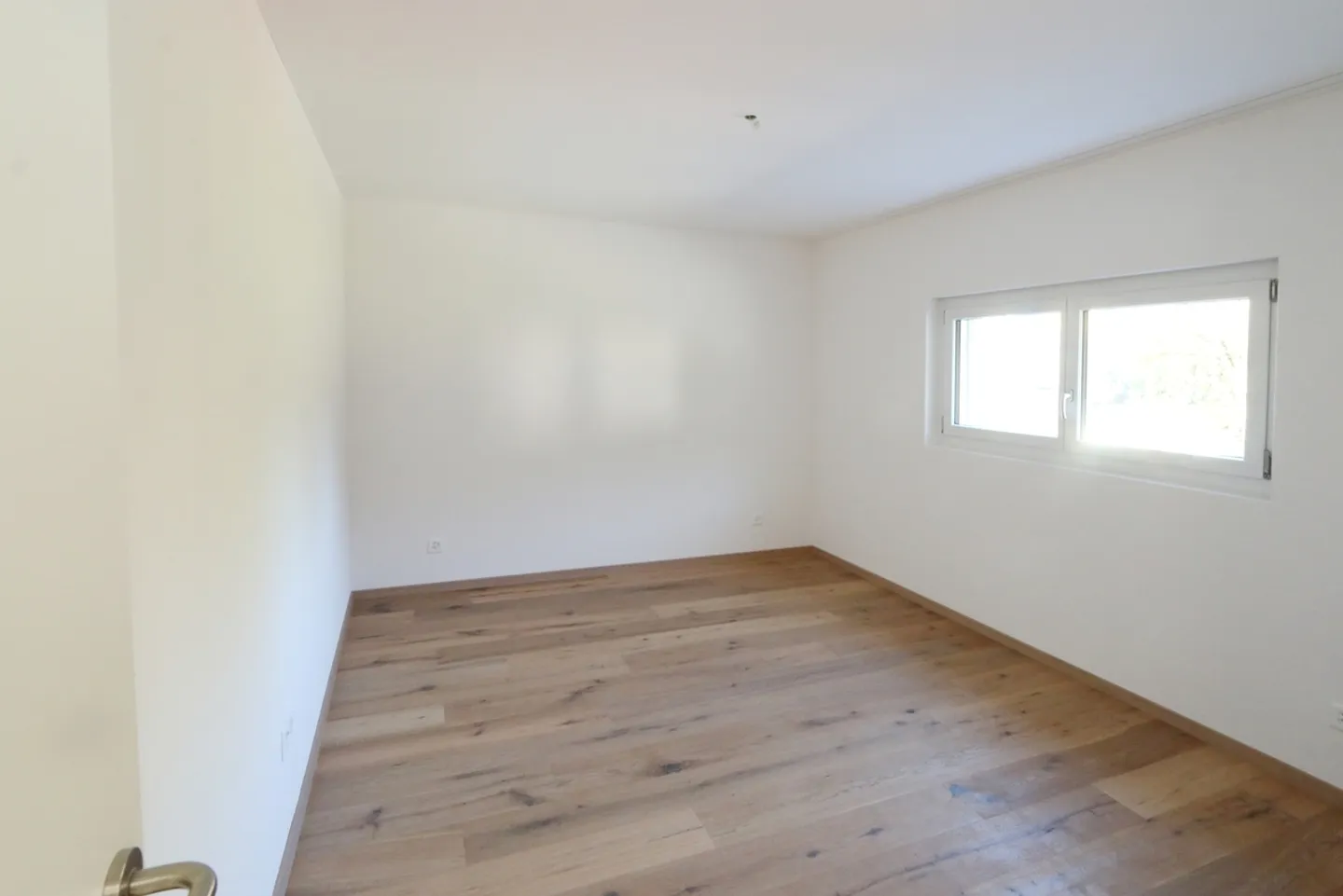 Moderne 2.5 Zimmer-Wohnung - Foto 3 von 7