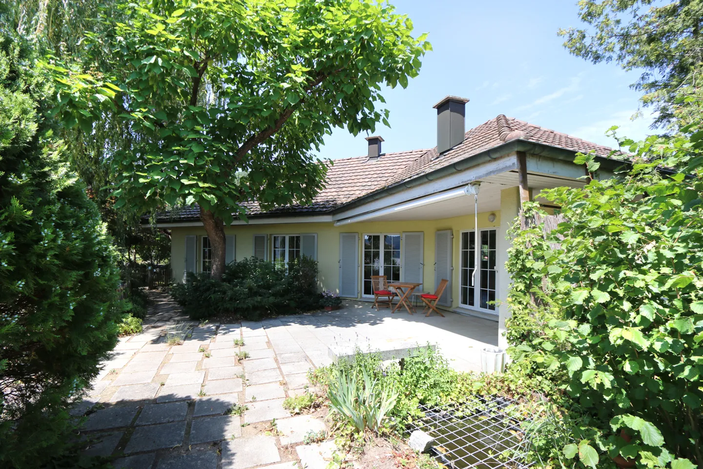 Casa unifamiliare indipendente di 4,5 stanze in stile bungalow - Foto 4 di 13