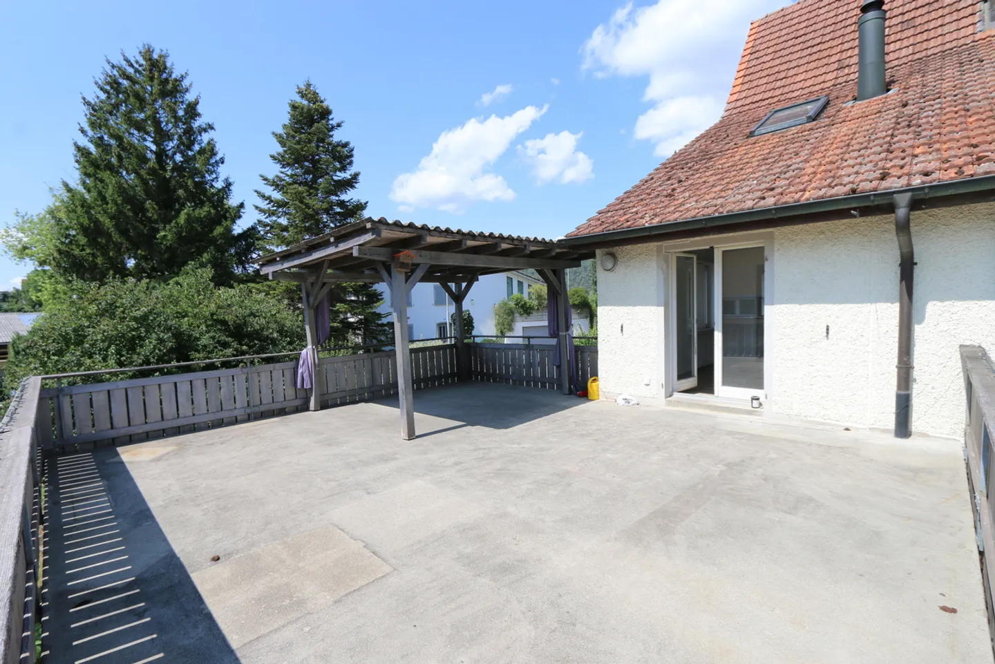 Charmantes, freistehendes Einfamilienhaus  mit Charakter und Potenzial - Photo 12 of 13