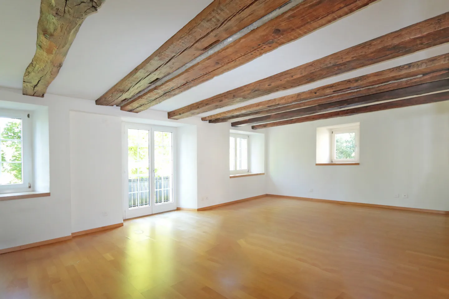 Appartamento duplex nel centro di Thayngen - Foto 4 di 13