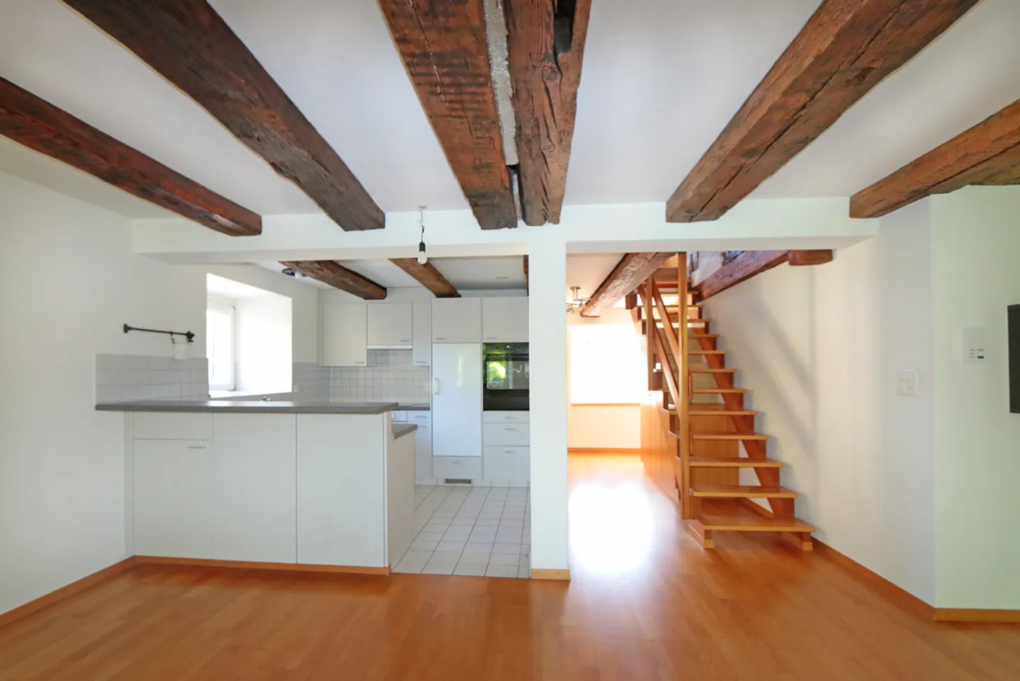 Appartamento duplex nel centro di Thayngen - Foto 5 di 13