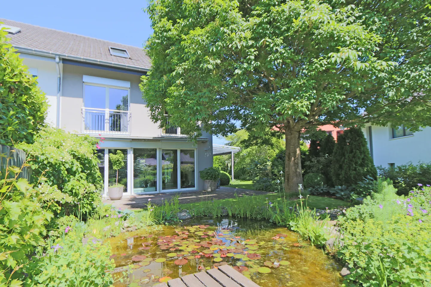 Ein Haus zum Verlieben - gepflegt, hochwertig und familienfreundlich - Foto 1 di 13