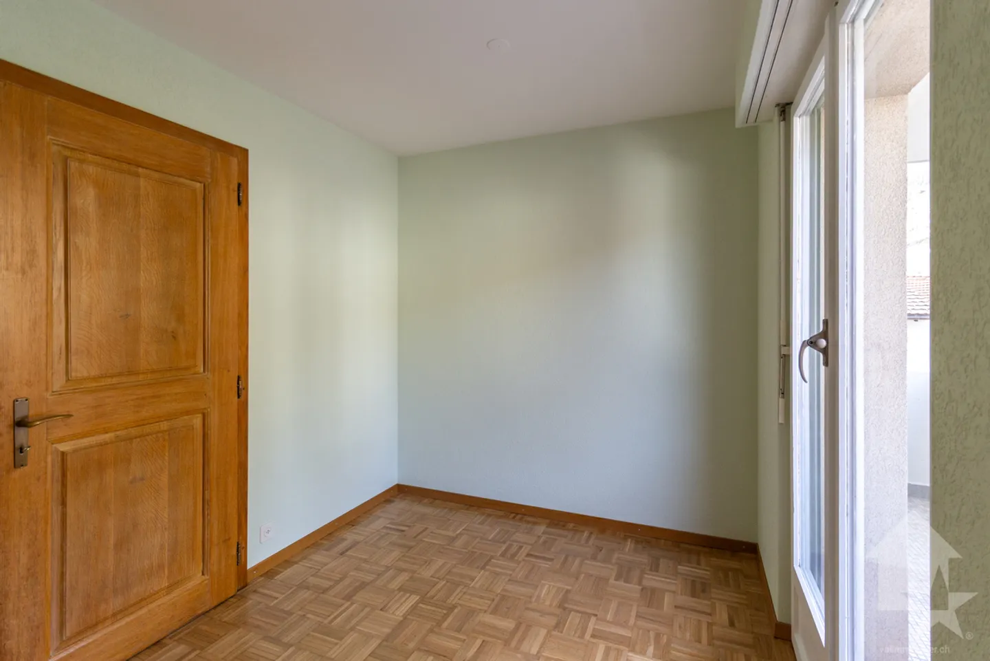 Spacieux appartement traversant 3.5 pièces idéalement situé - Foto 8 von 13