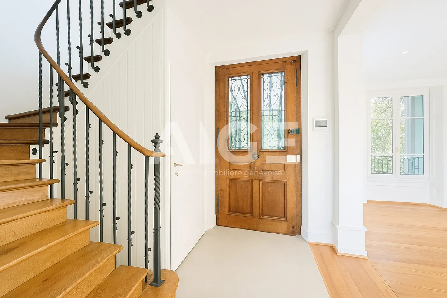 ESCLUSIVA. Magnifica villa di carattere completamente ristrutturata - Foto 6 di 8