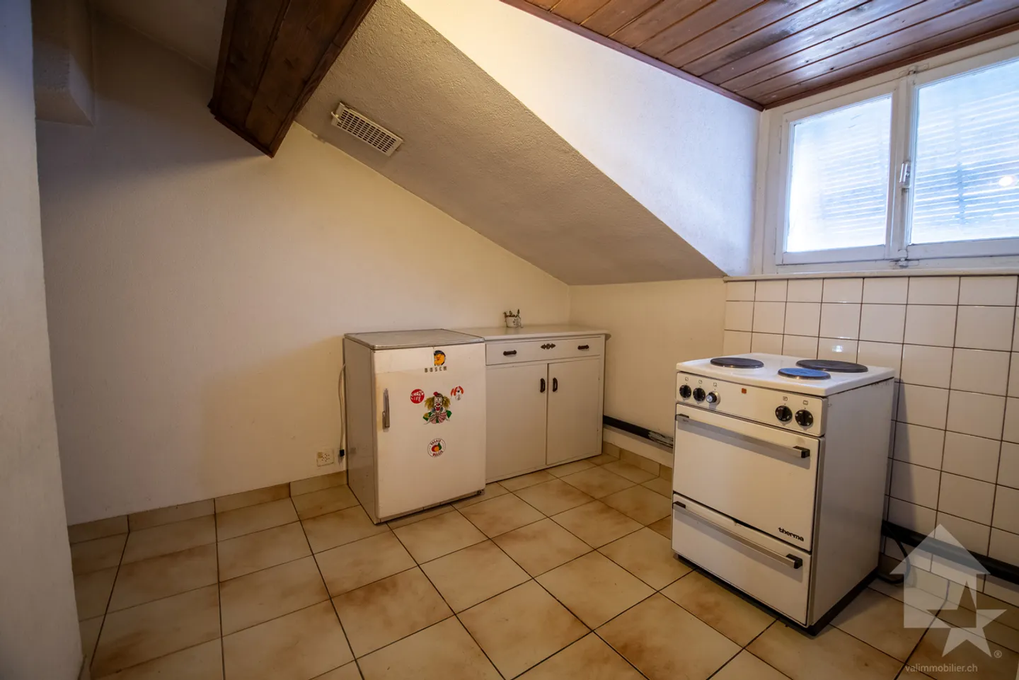 Immeuble à rénover de 3 appartements au coeur de Martigny - Foto 11 von 13