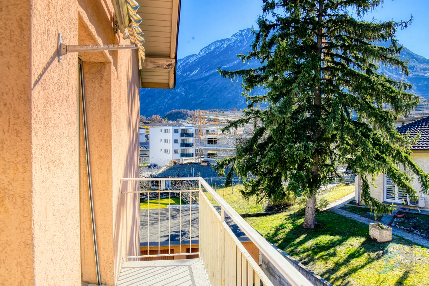 Appartement Charmant avec Jardin - Photo 9 sur 13