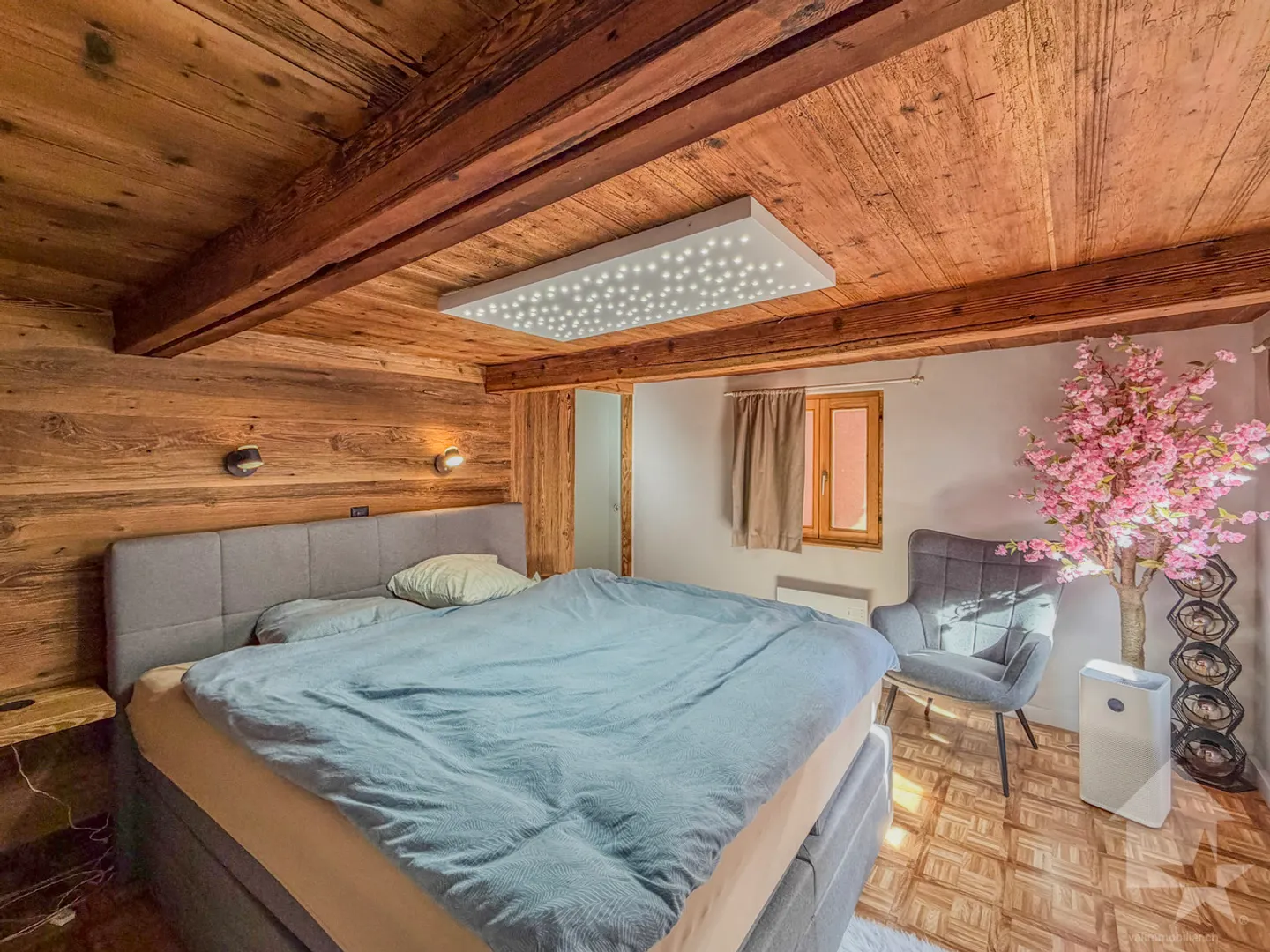 Charmante 2-Zimmer-Wohnung mit renoviertem Bürobereich! - Foto 10 von 13