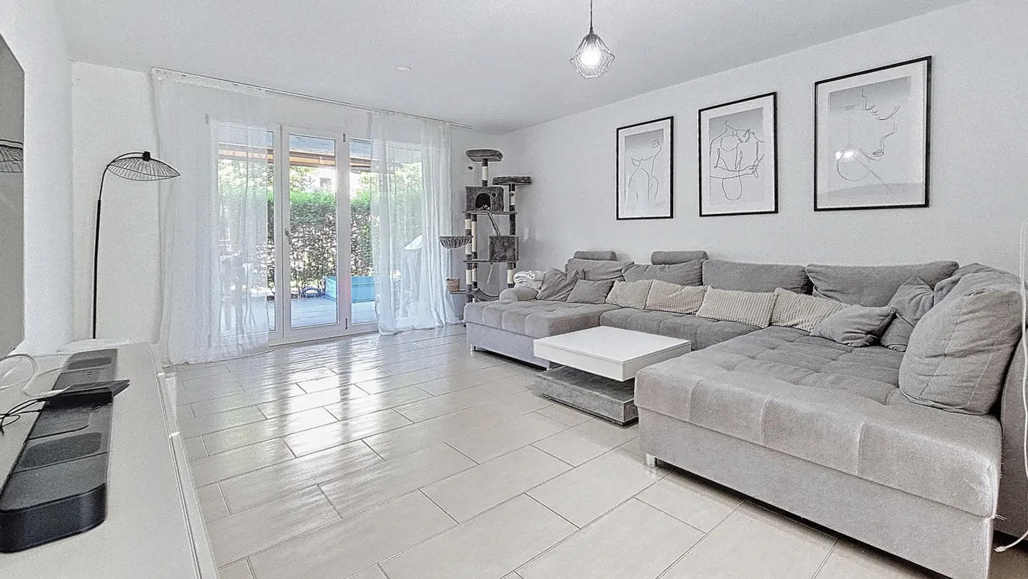 Appartamento di 3.5 locali (83 m2) con terrazza / giardino ad Avenches / VD - Foto 2 di 13