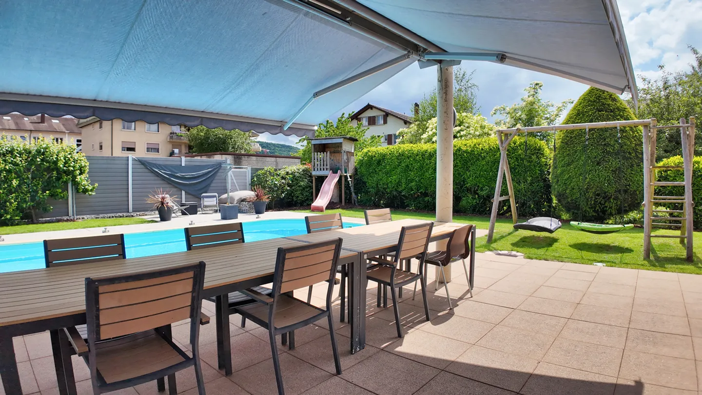 Villa indipendente di 6,5 locali con piscina a Domdidier / FR - Foto 3 di 13