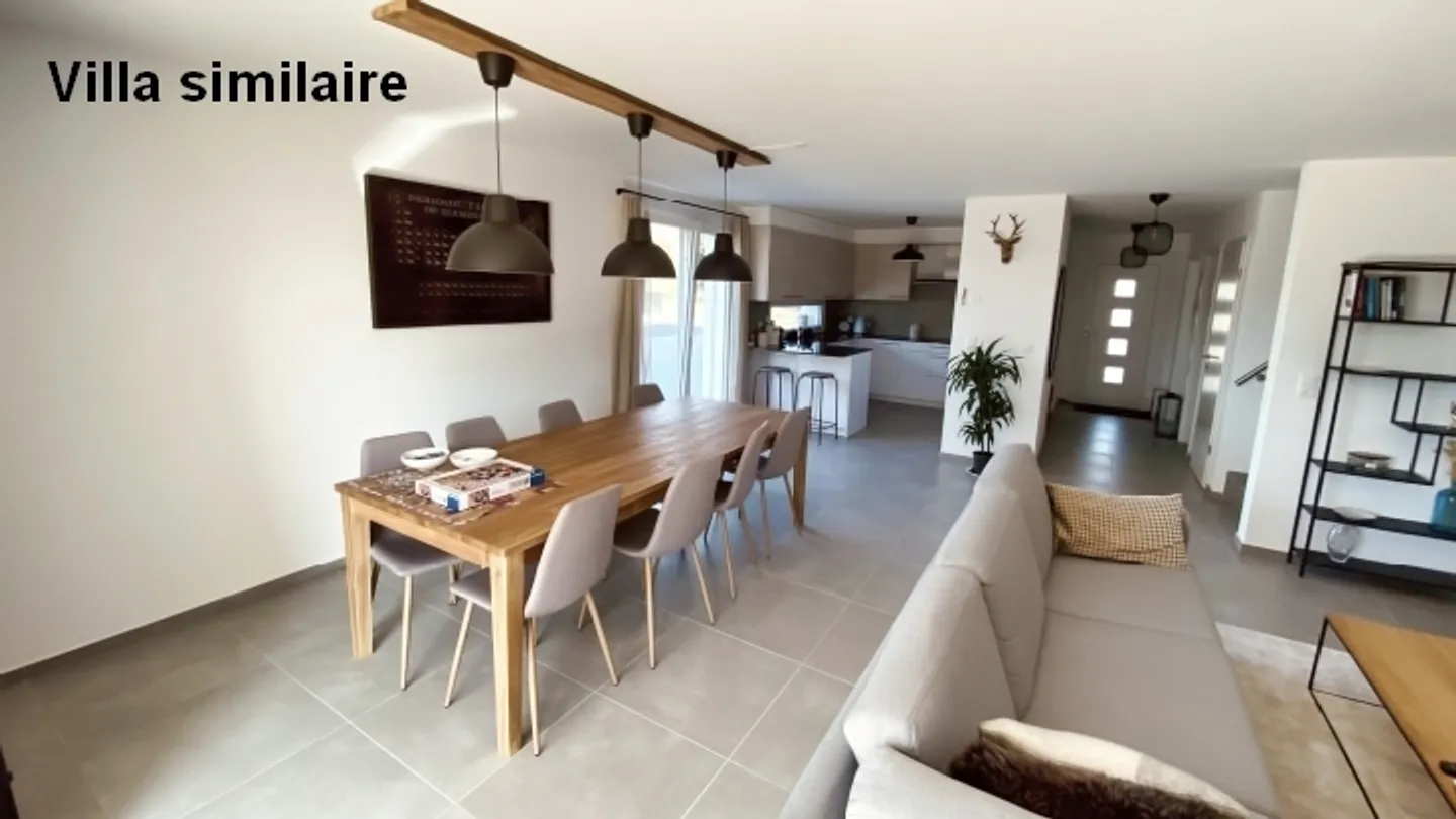 Villa familiare nuova di 5 piani con piscina a Champtauroz / VD - Foto 9 di 13