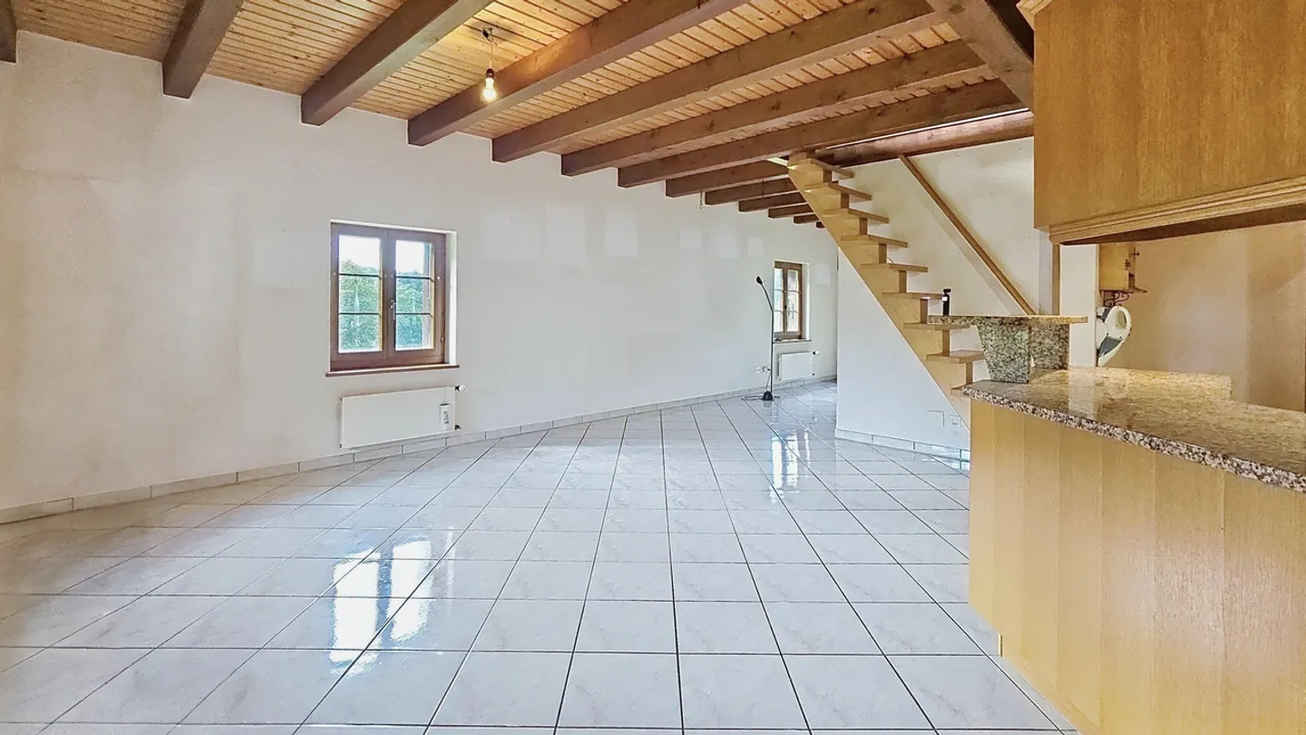 Ancienne ferme de 2 logements (sans voisinage) à Chandossel / FR - Photo 10 sur 13