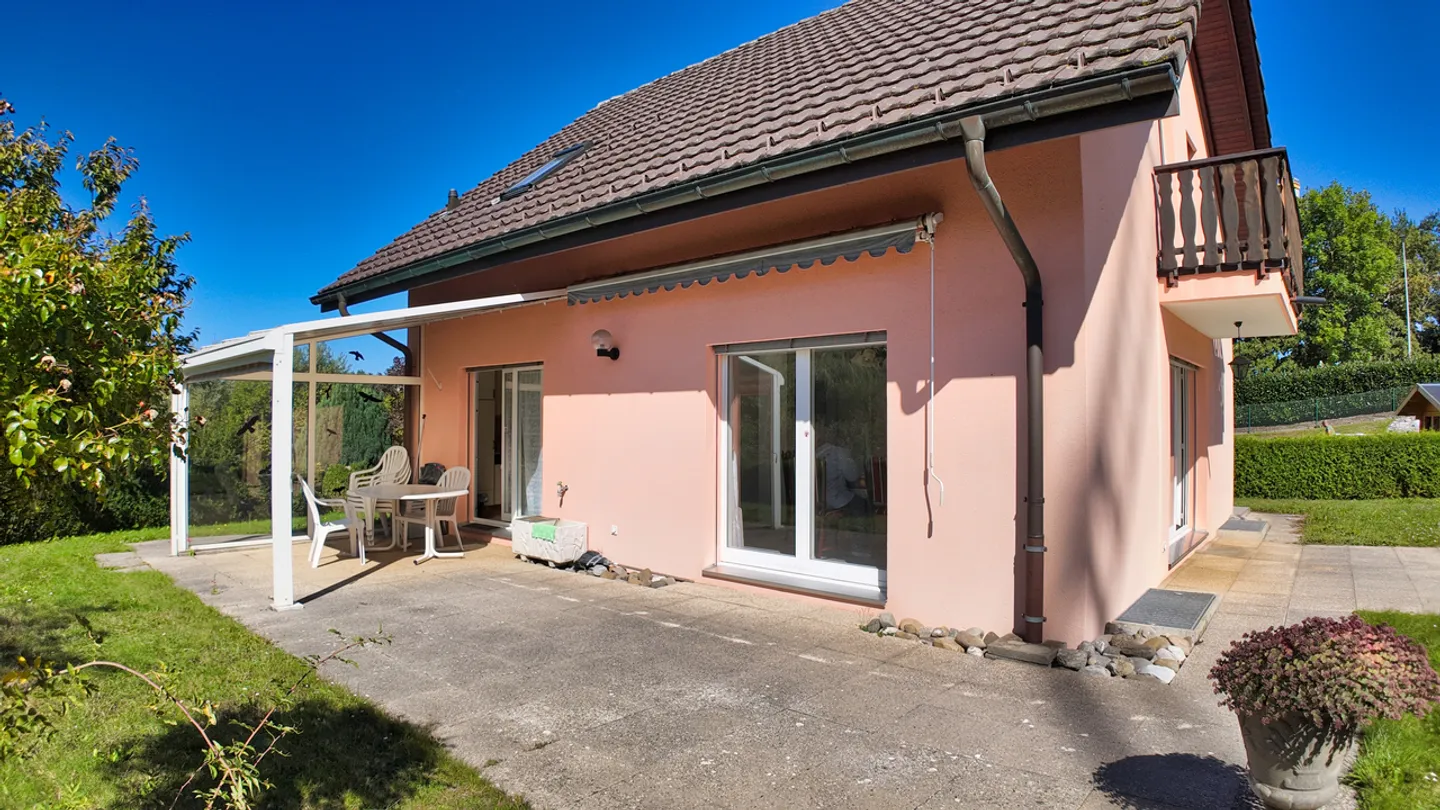 Villa indipendente di 5.5 stanze a Corminboeuf / FR - Foto 6 di 13