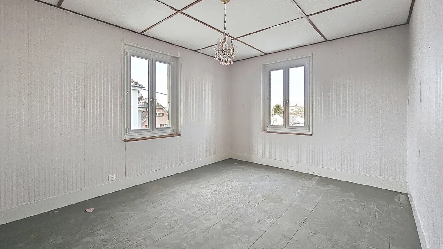 Detached house with 2 apartments with potential in Payerne / VD - Photo 12 of 13