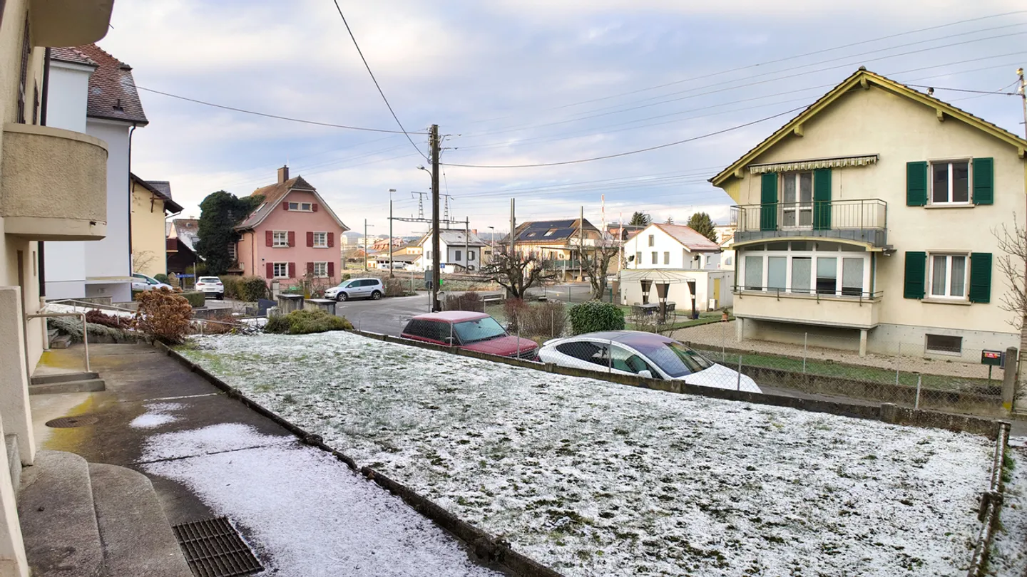 Detached house with 2 apartments with potential in Payerne / VD - Photo 6 of 13