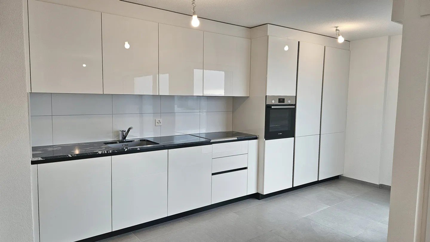 Appartement 4.5 pces d'env. 100 m2 avec balcon à Fribourg - Foto 2 di 11