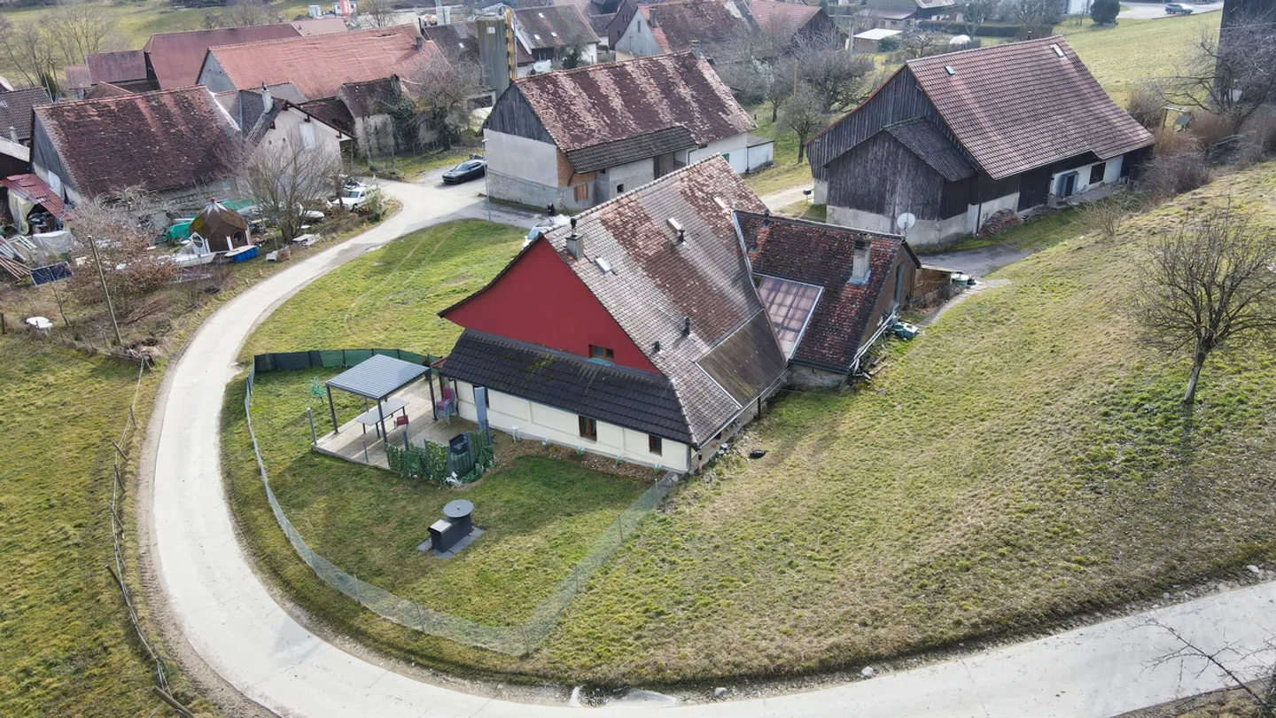 House with 2 apartments and building plot in Cheiry / FR - Photo 5 of 13