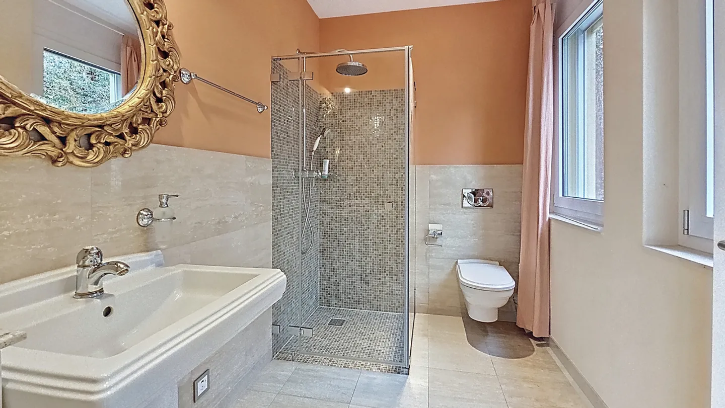 Appartamento di lusso con 3 locali (190 m2) e giardino a Vallon / FR - Foto 5 di 13