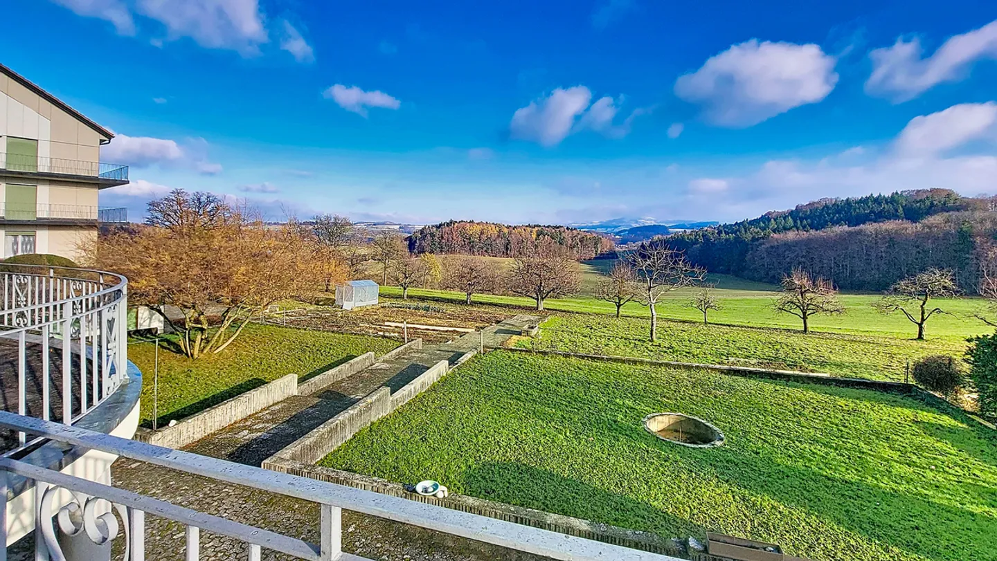Propriété de 14 pces à St-Ours / FR, à quelques minutes de Fribourg - Photo 6 sur 13
