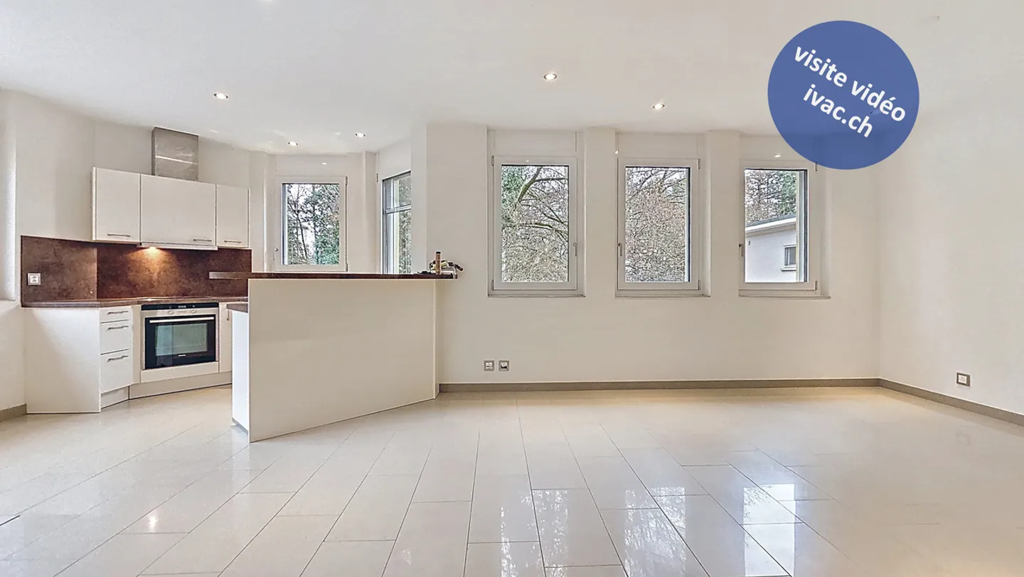 Studio (48 m2) avec jardin privatif à Vallon / FR - Photo 1 sur 8