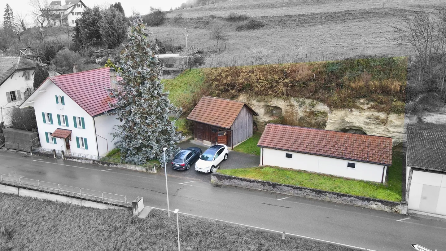 Village house with 5.5 rooms to renovate in Oleyres (Avenches) / VD - Photo 4 of 13