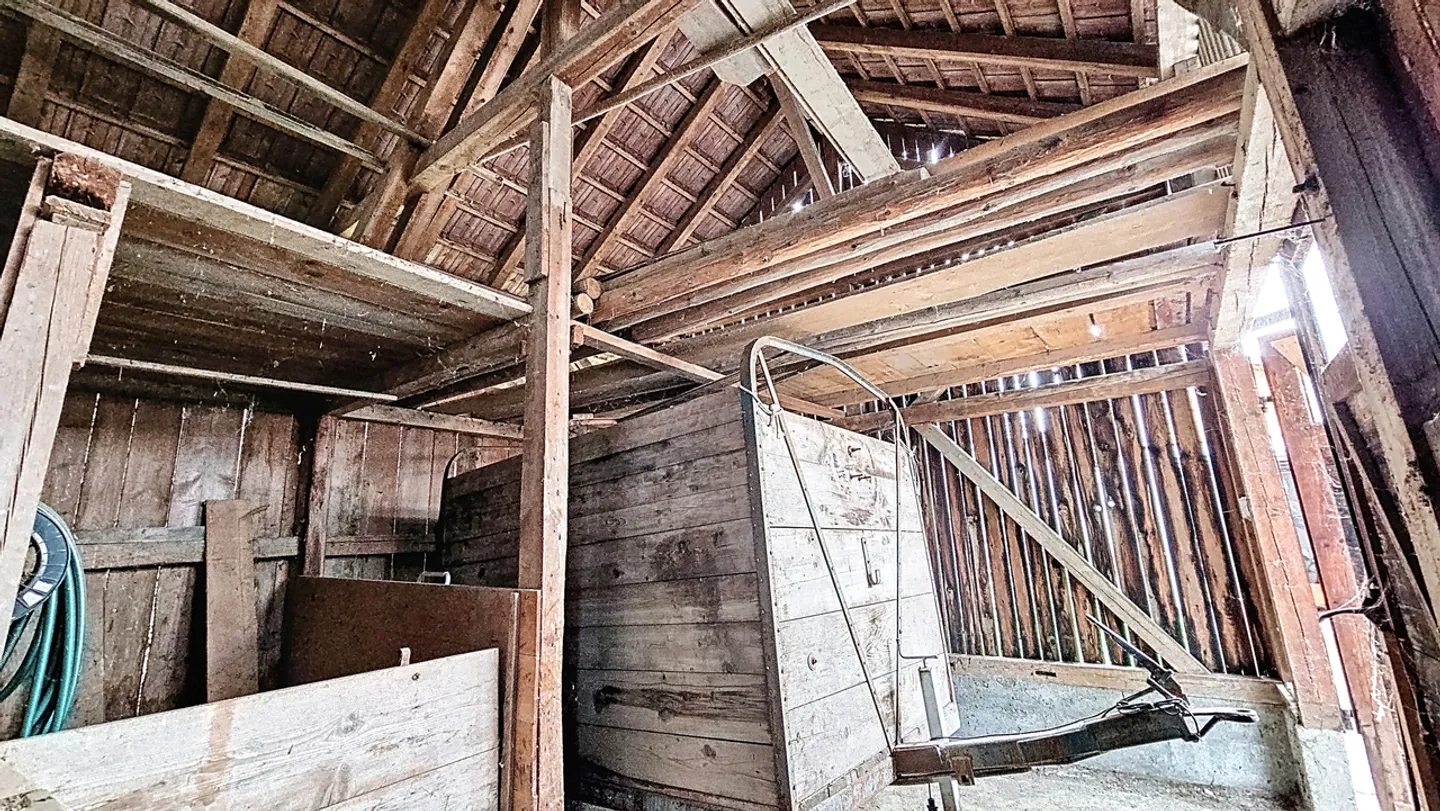 Village house with 5.5 rooms to renovate in Oleyres (Avenches) / VD - Photo 8 of 13