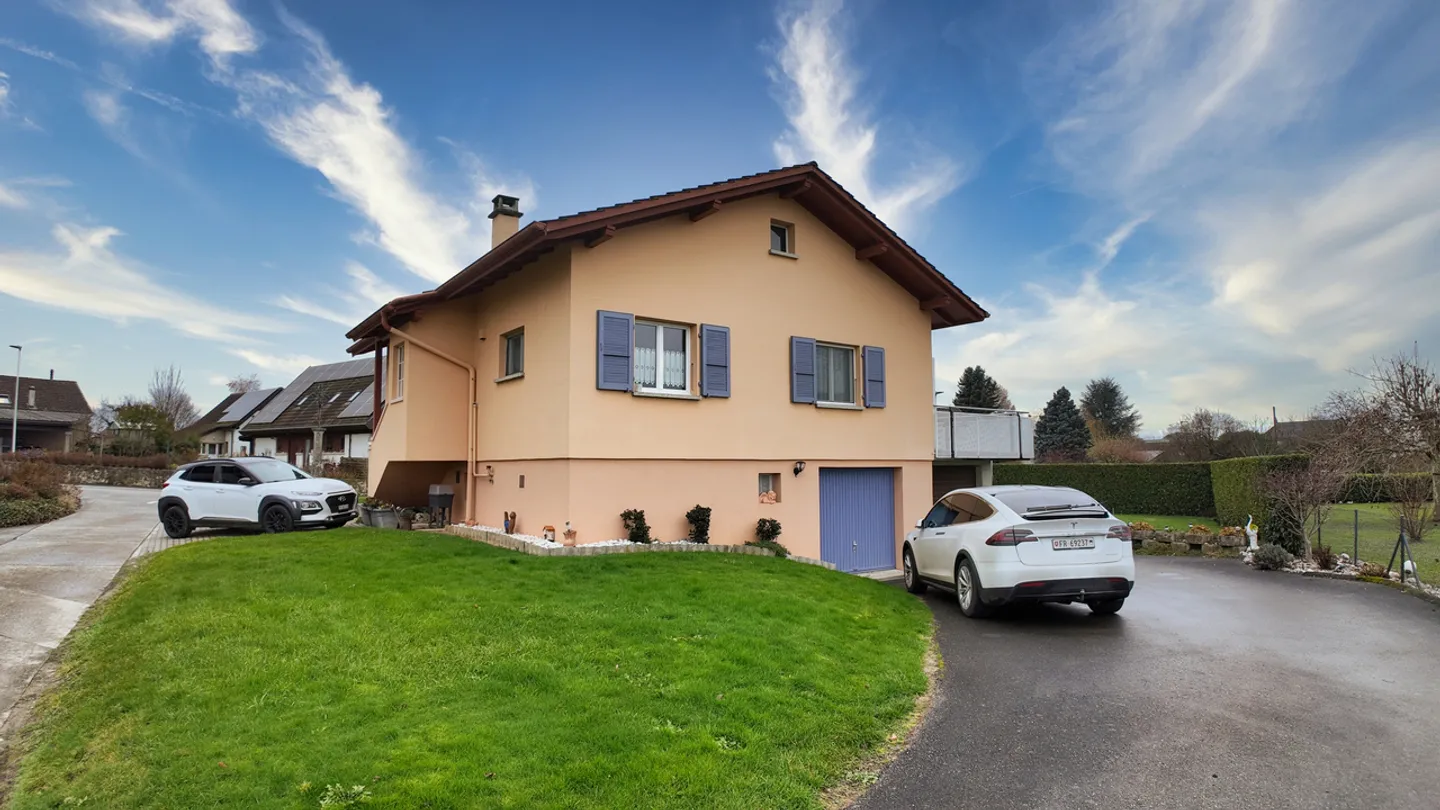 Detached house with 5 rooms in Sévaz / FR - Photo 5 of 13