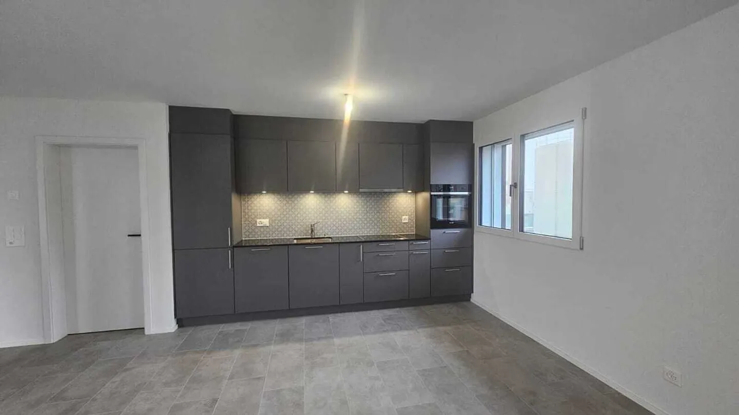 New 3.5-room apartment of approx. 77 m2 in the center of Domdidier / FR - Photo 2 of 10