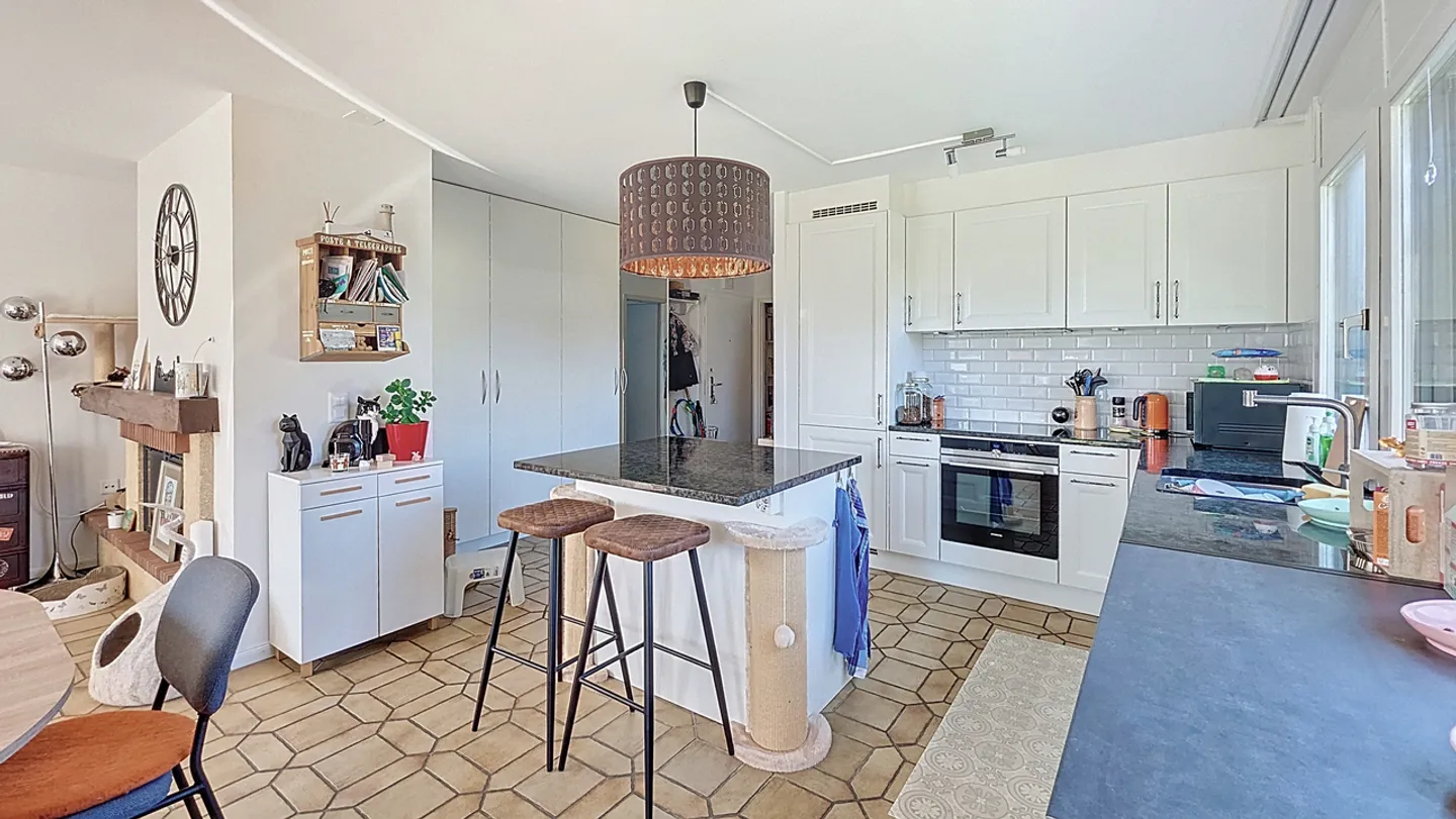 Appartement Charmant avec Jardin - Photo 5 sur 13