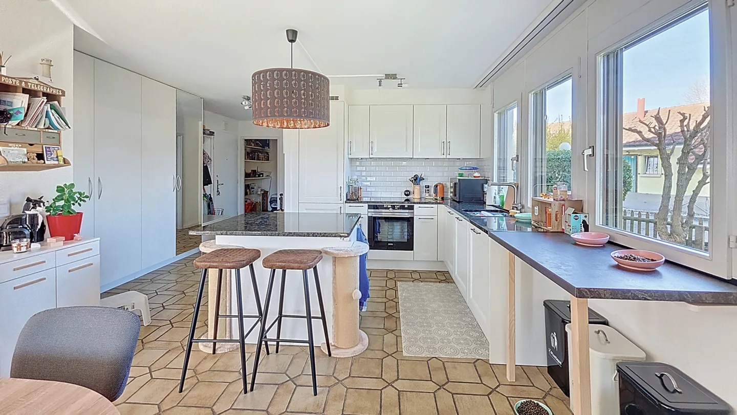 Appartement Charmant avec Jardin - Photo 6 sur 13