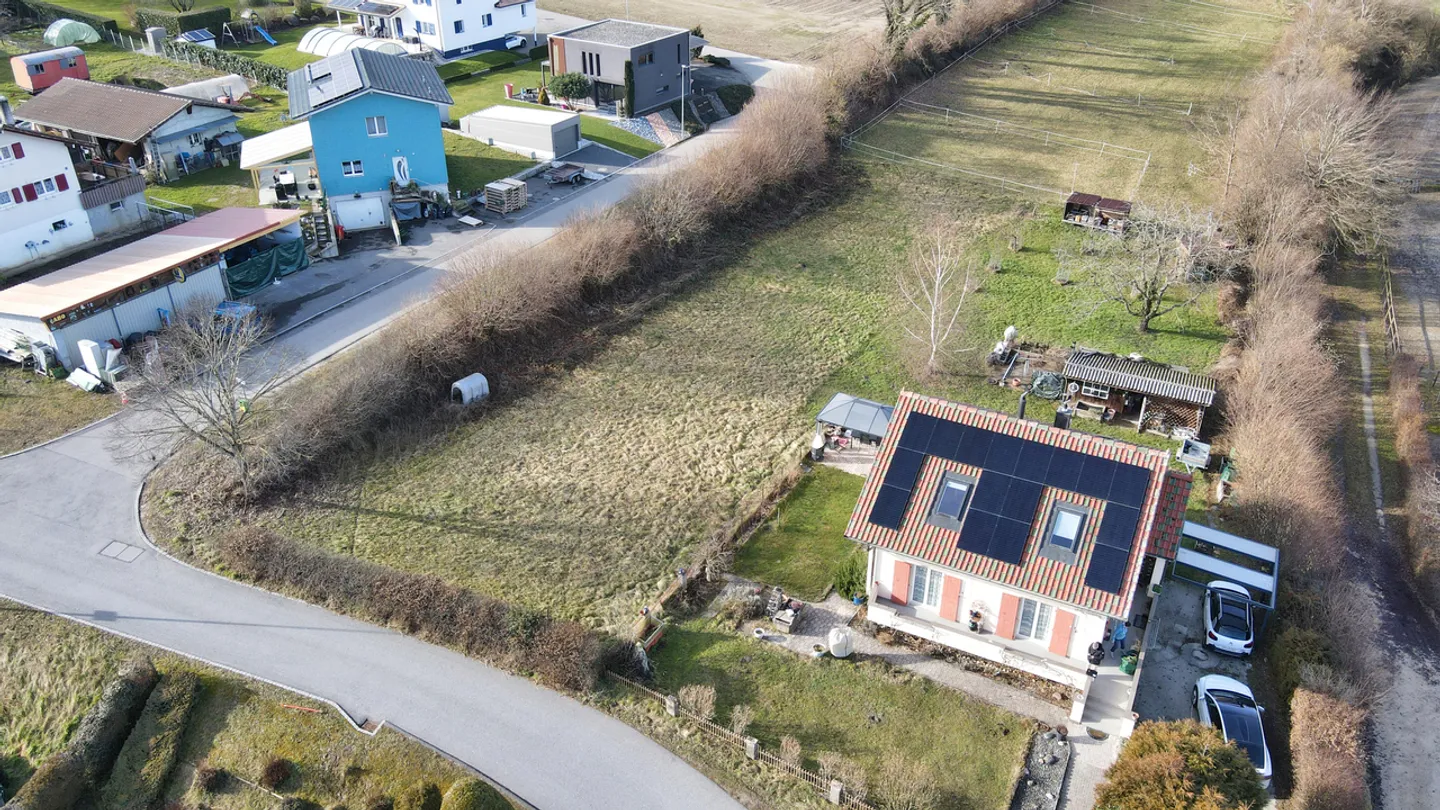 Neue Familienvillen in Vesin - Foto 8 von 8