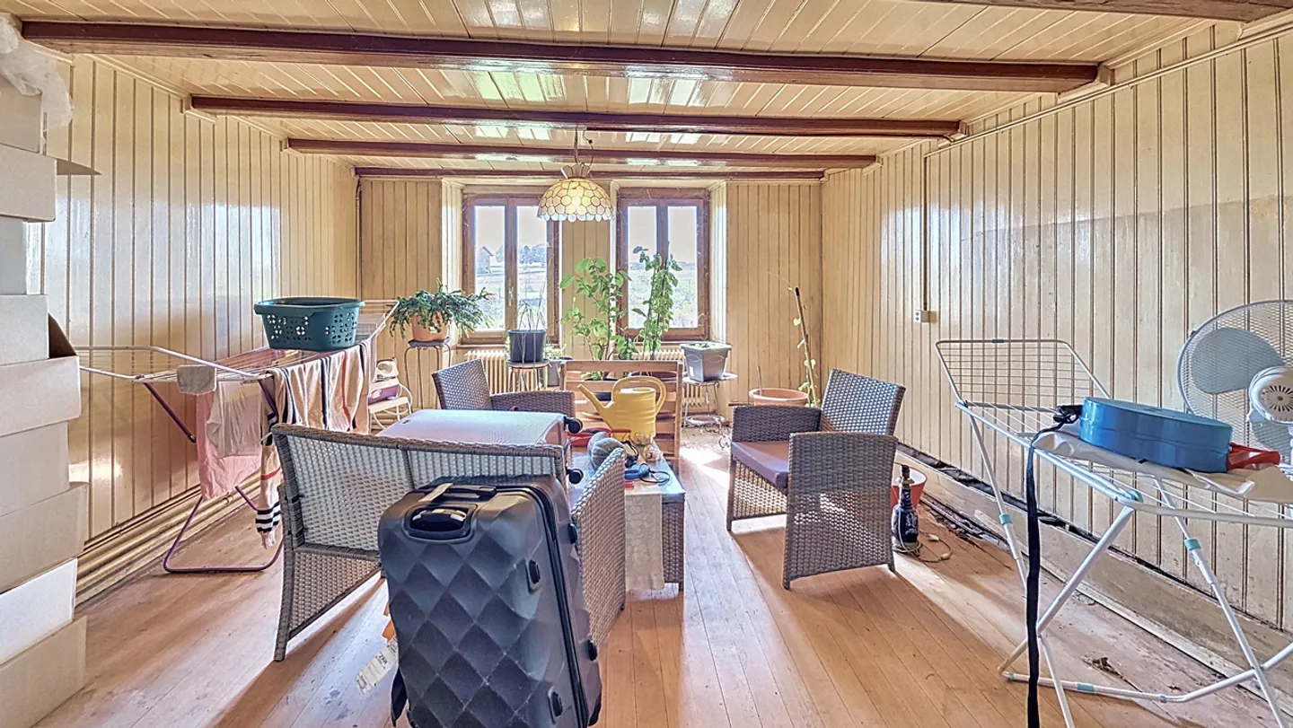 Bauernhof zur Renovierung mit Grundstück von 4.099 m2 in Estavayer-le-Lac / FR - Foto 11 von 13