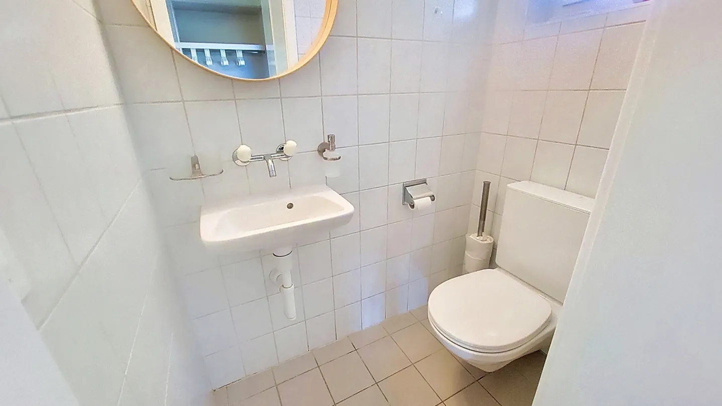 Maison mitoyenne avec jardin - Photo 7 sur 13