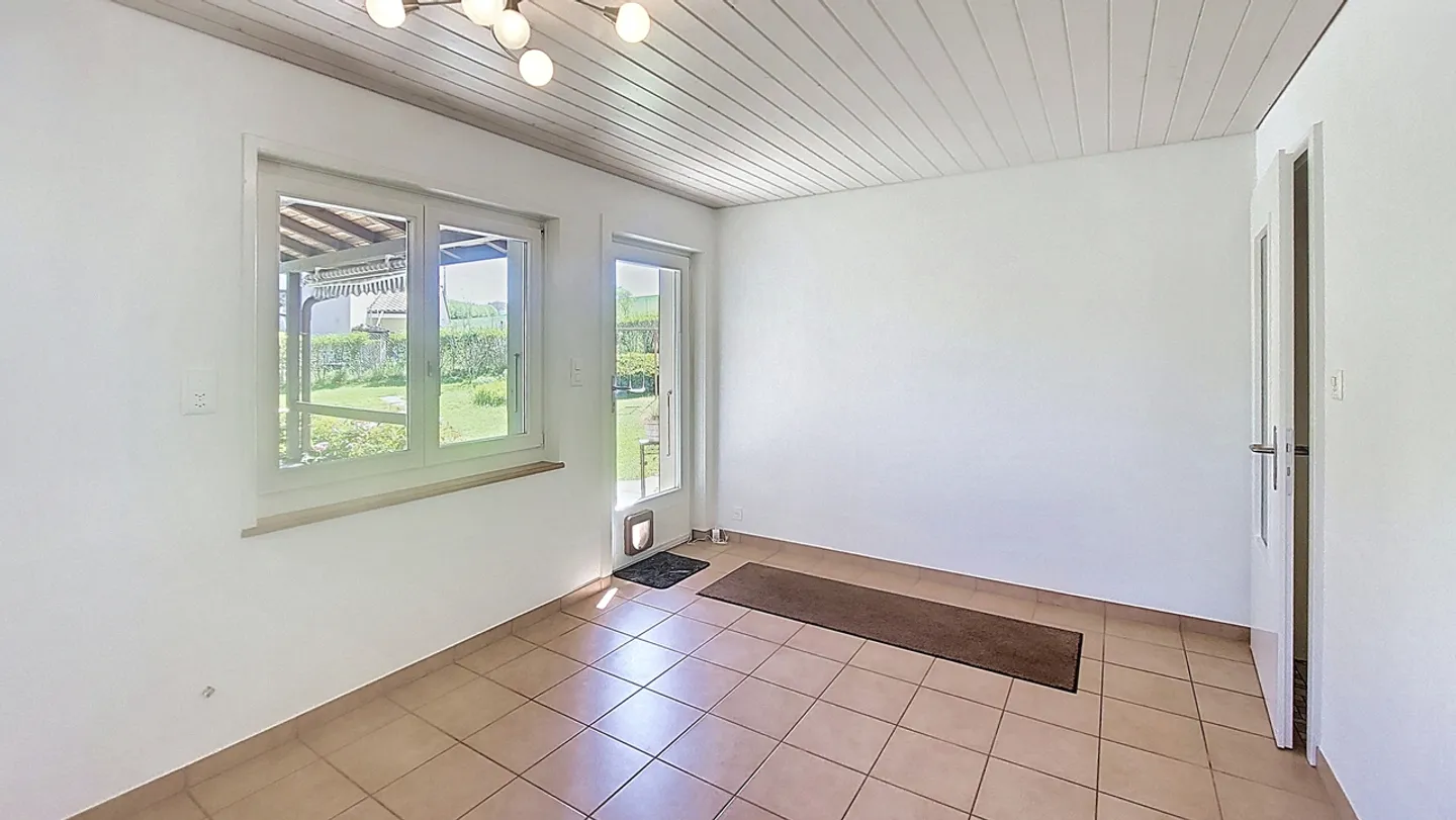 Maison mitoyenne avec jardin - Photo 10 sur 13