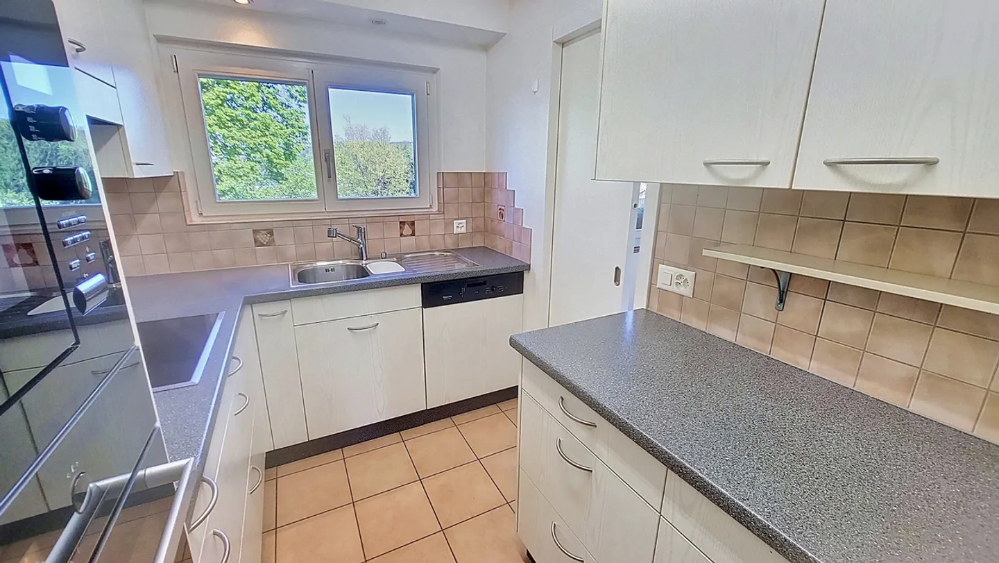 Maison mitoyenne avec jardin - Photo 8 sur 13