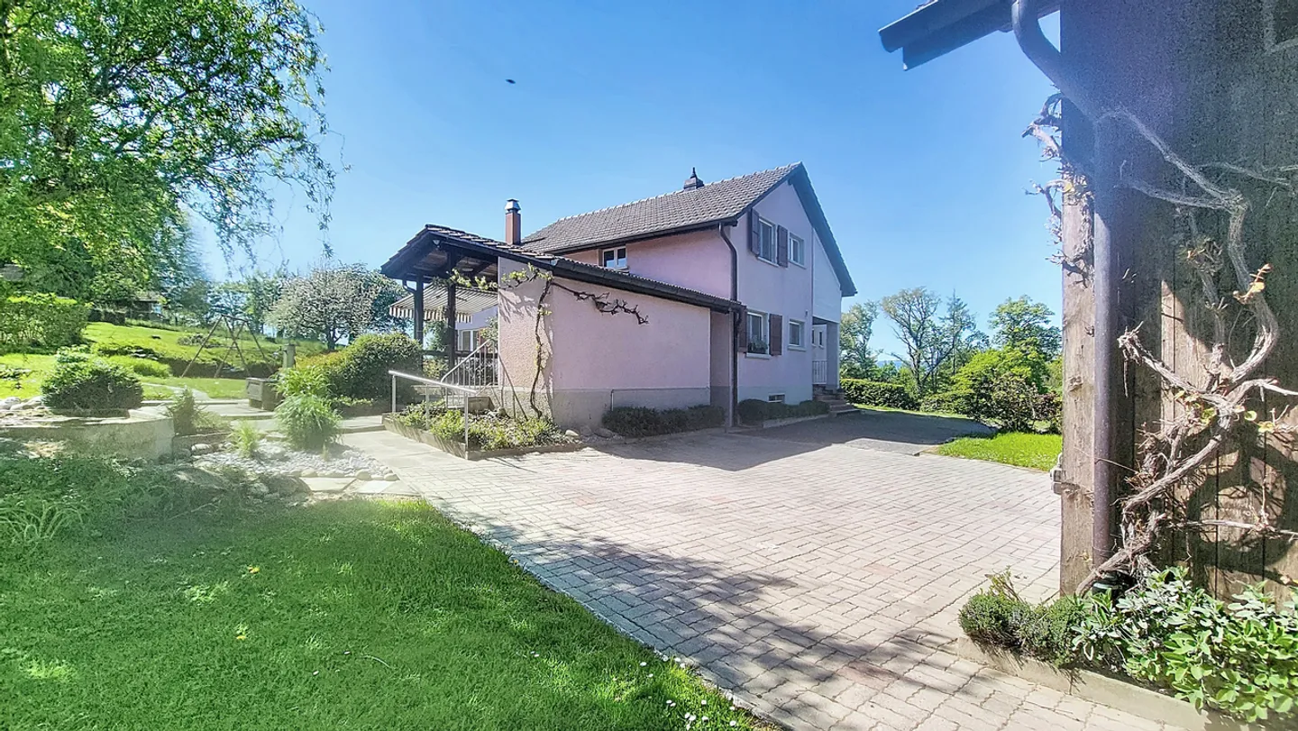 Maison mitoyenne avec jardin - Photo 5 sur 13