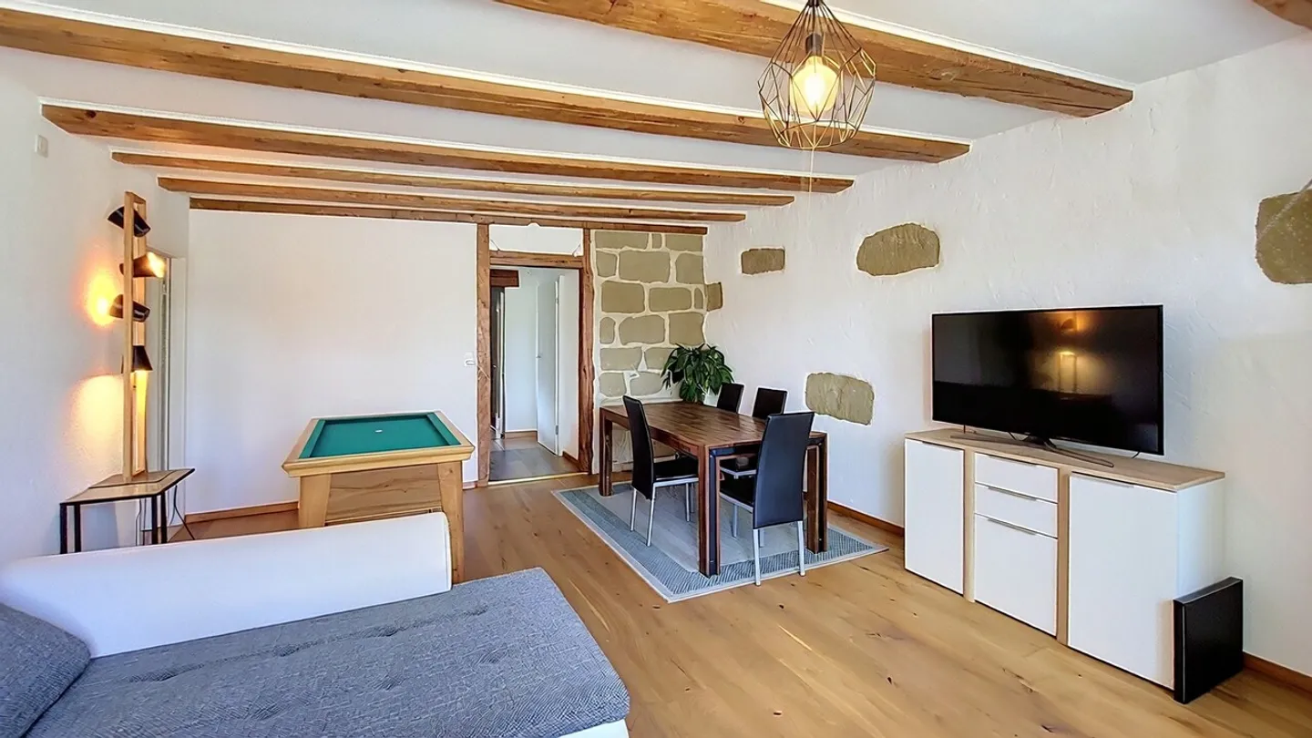 5-room apartment of approx. 122 m2 on the ground floor in Forel / FR - Photo 1 of 13