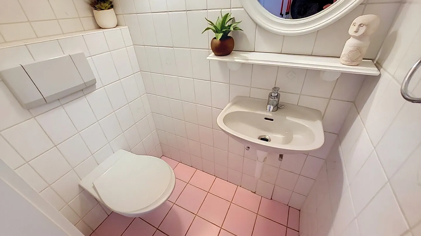5-room apartment of approx. 122 m2 on the ground floor in Forel / FR - Photo 10 of 13