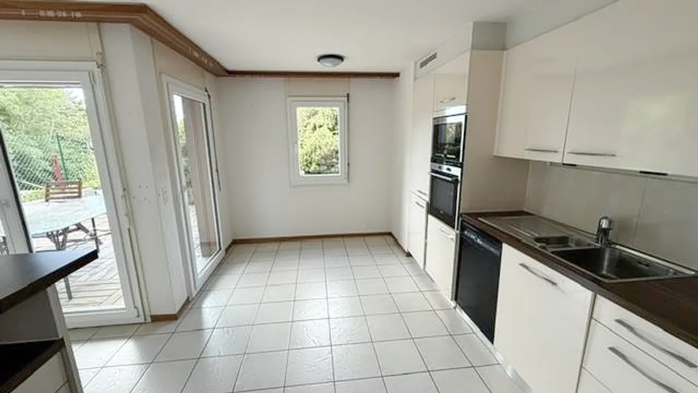 Appartement 5.5 pces (123 m2) avec terrasse de 100 m2 à Savigny / VD - Photo 5 of 13