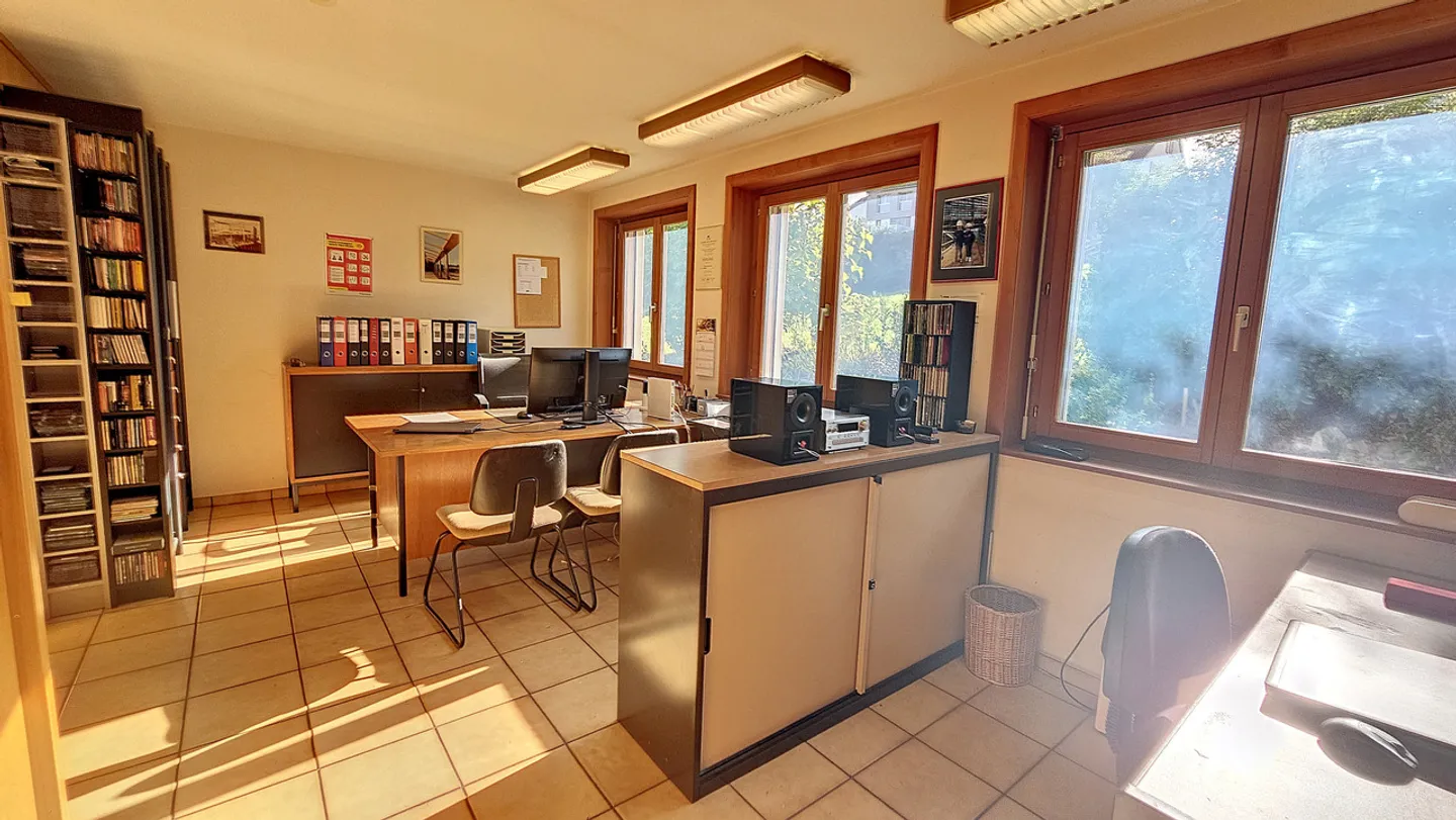 Locali commerciali duplex di 68 m2 a Domdidier / FR - Foto 6 di 8
