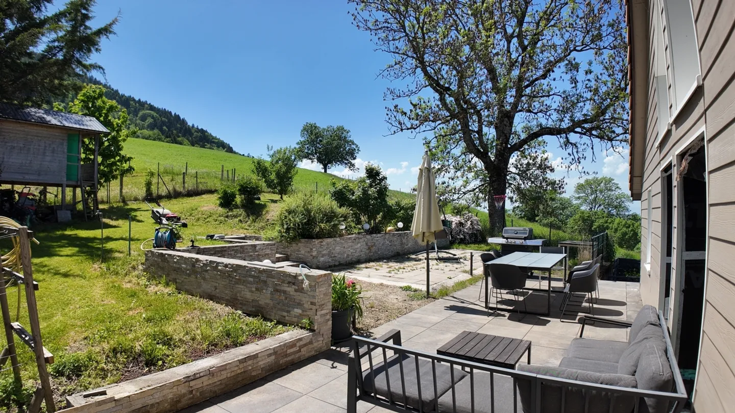 Maison Charmante avec Grand Jardin - Photo 5 sur 13